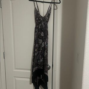 Spicy girl scrappy Black Floral Paisley Handkerchief Hem Maxi Dress size small